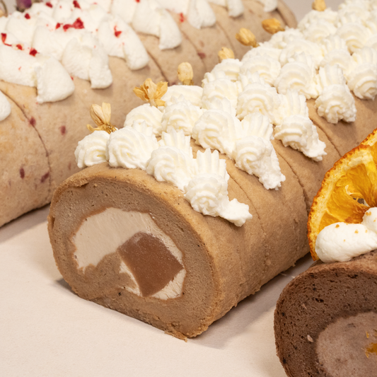 White Peach Oolong Roll Cake