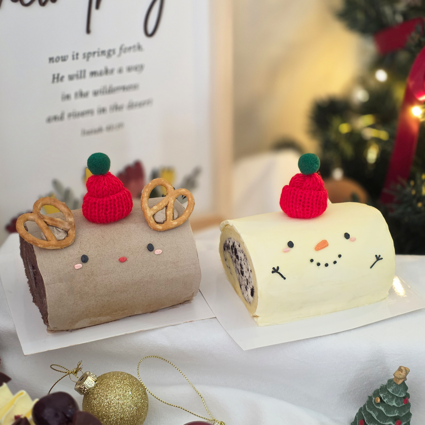 Christmas Roll Cakes